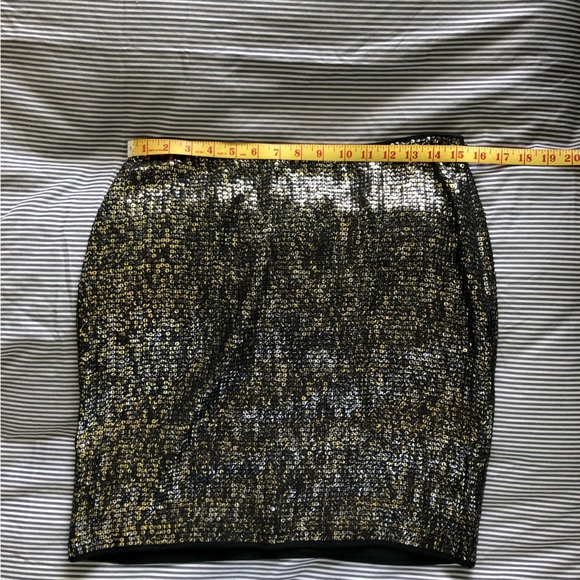 BCBG Sequin Mini Skirt - Picture 5 of 8